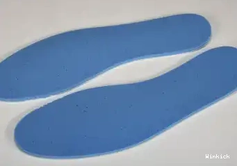 CT8527-116 4 RETRO  JORDAN - 0420